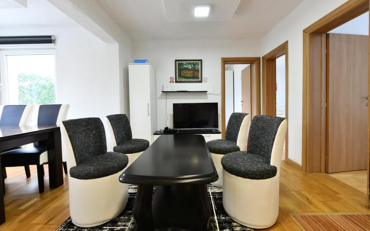 Ferienwohnung Lora Rakovica Exterior foto