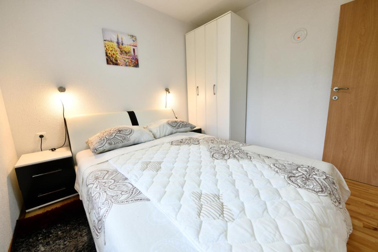 Ferienwohnung Lora Rakovica Exterior foto